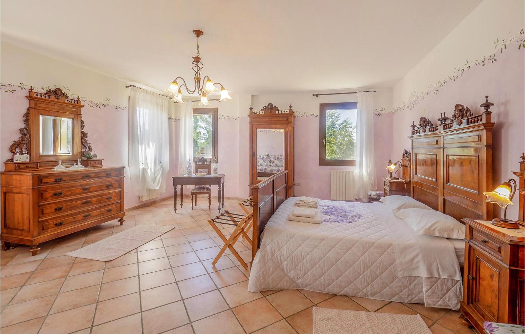 Awesome Home In Ariano Nel Polesine With Kitchen San Basilio Zewnętrze zdjęcie
